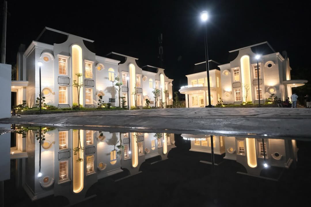 Gallery image